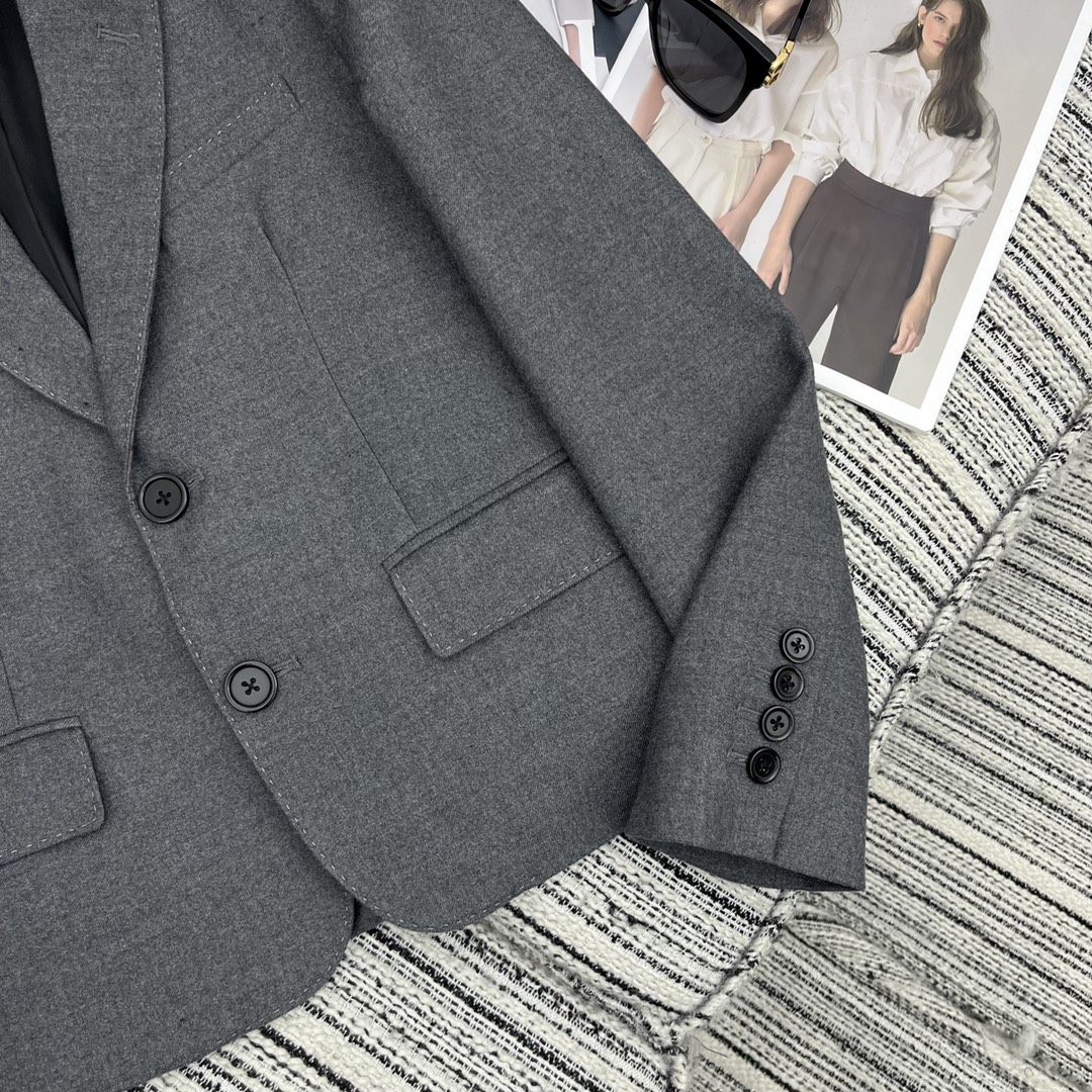 【Celine】Lapel Blazer and Skirt Set