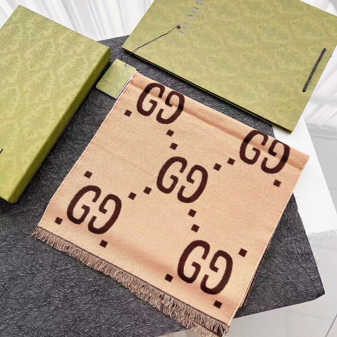 Gucci GG jacquard wool and silk scarf