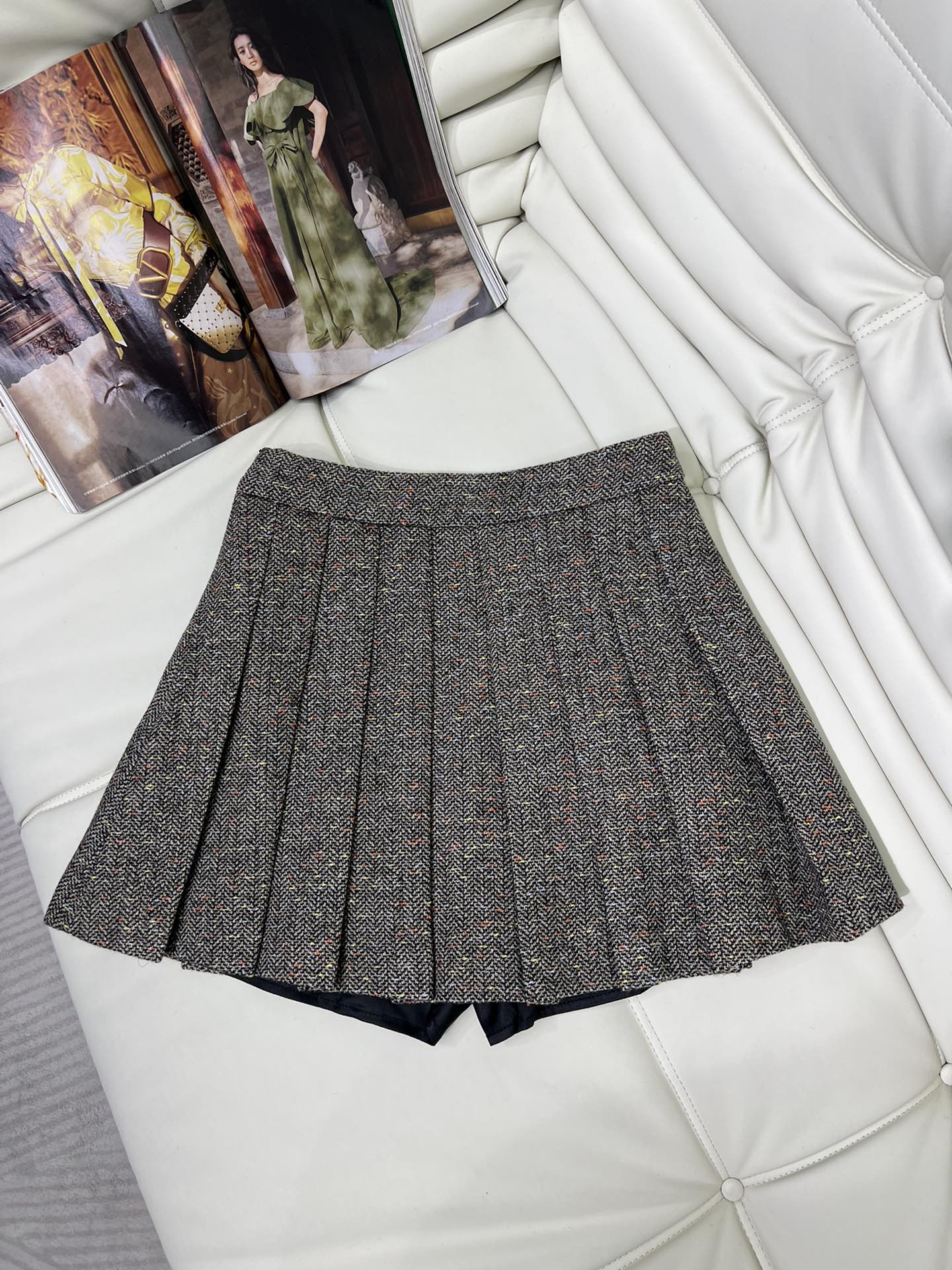 【Celine】Wool coat and skirt suit