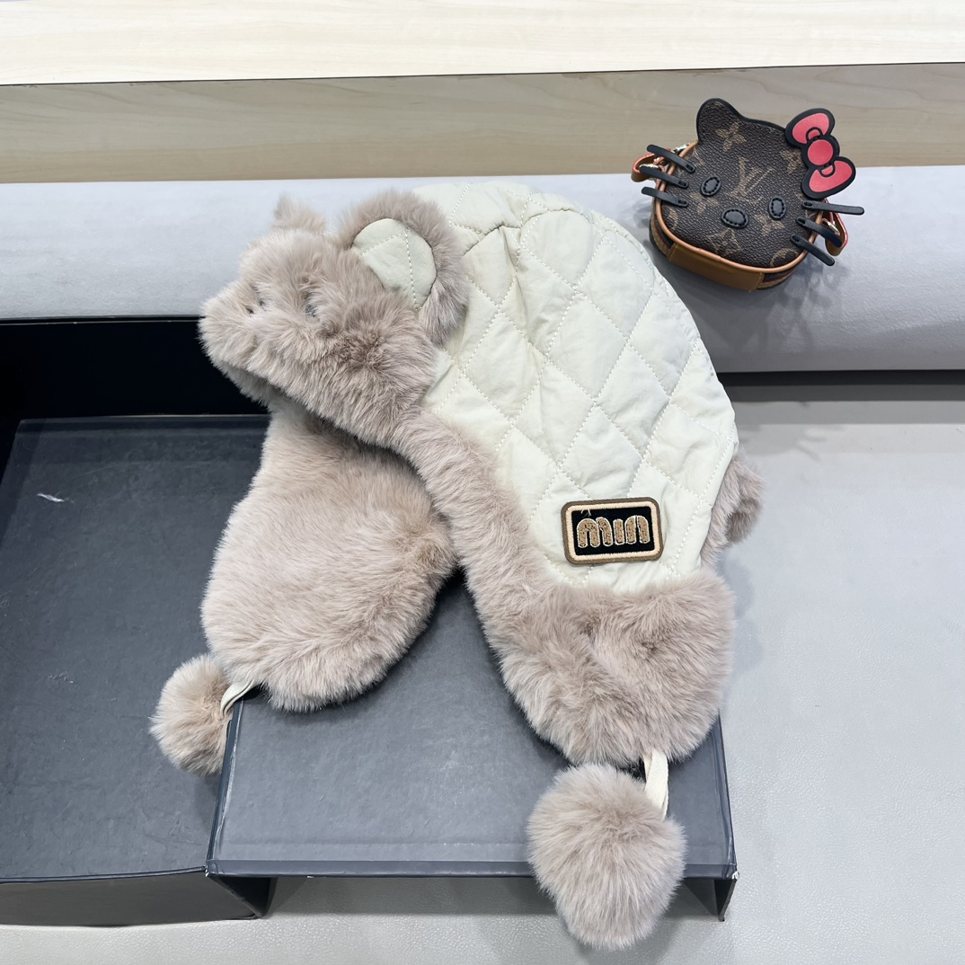 Miu Miu cute bear plush hat