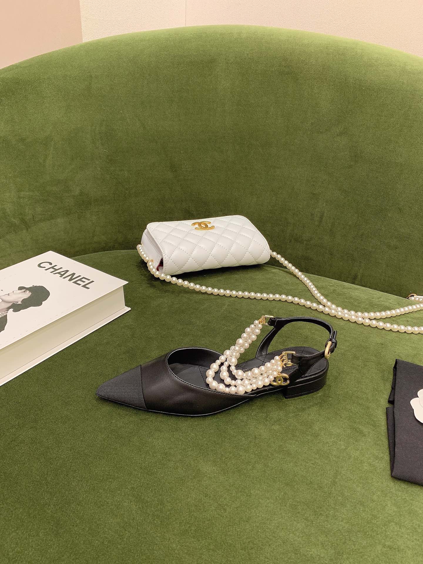 CHANEL Chanel counter latest pearl sandals