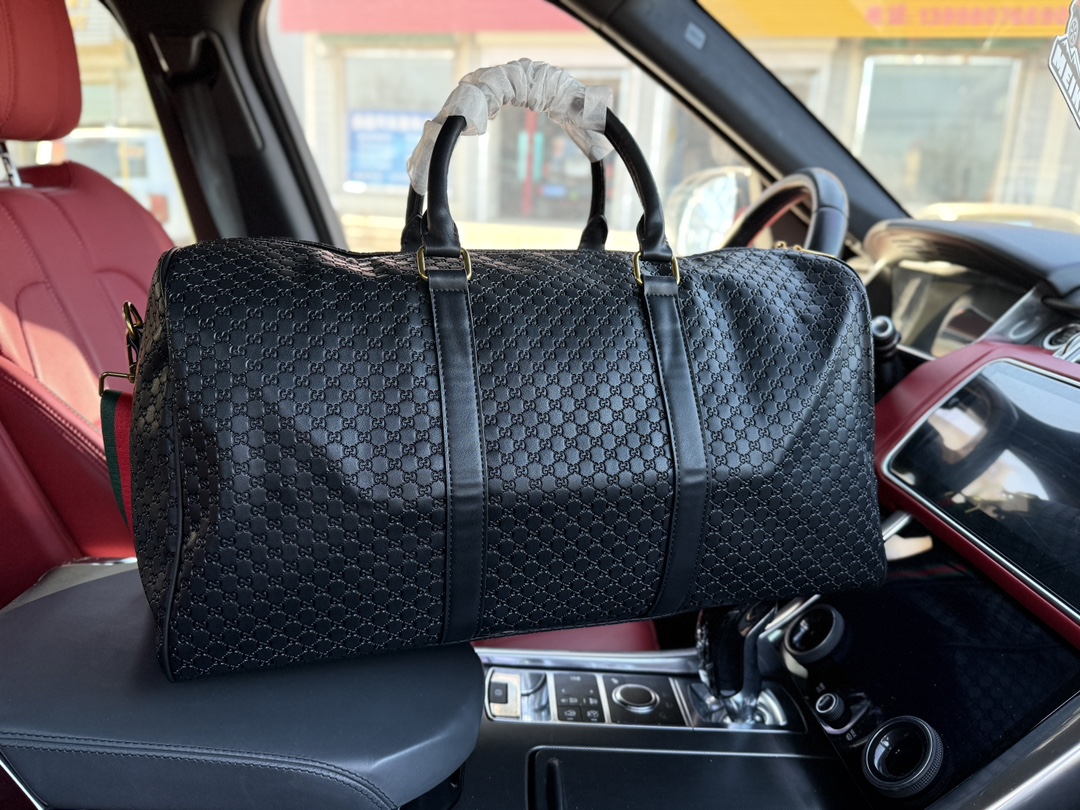 Gucci travel bag