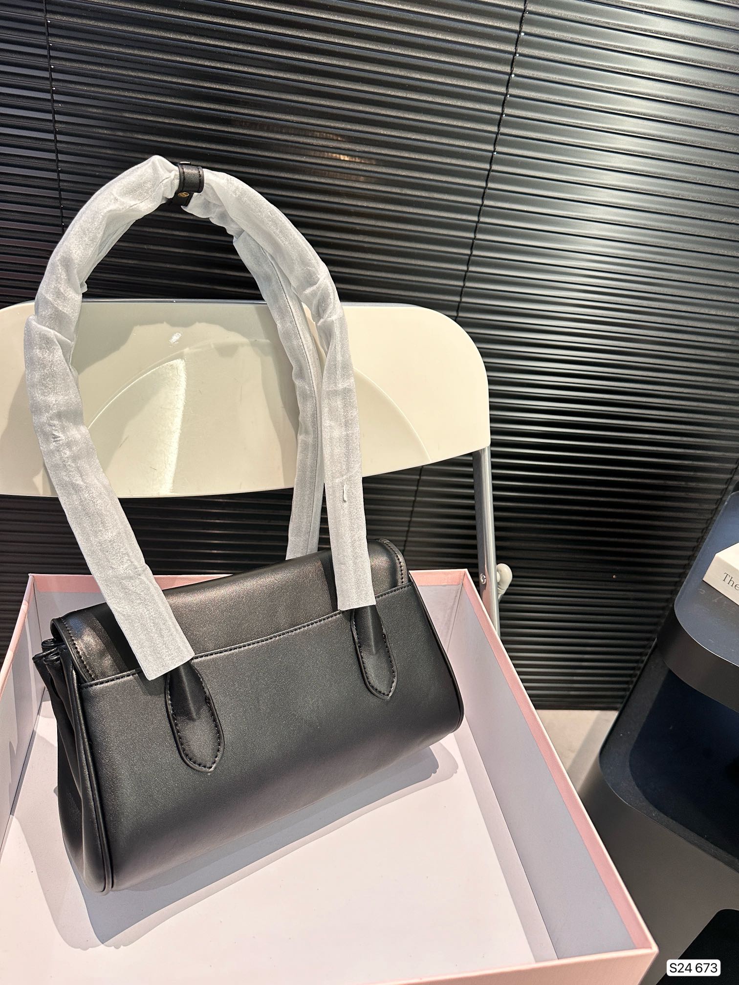 Miu Miu Baguette Underarm Bag