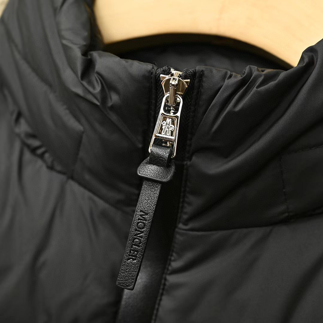 MONCLER2024 new Moncler winter leather label down jacket