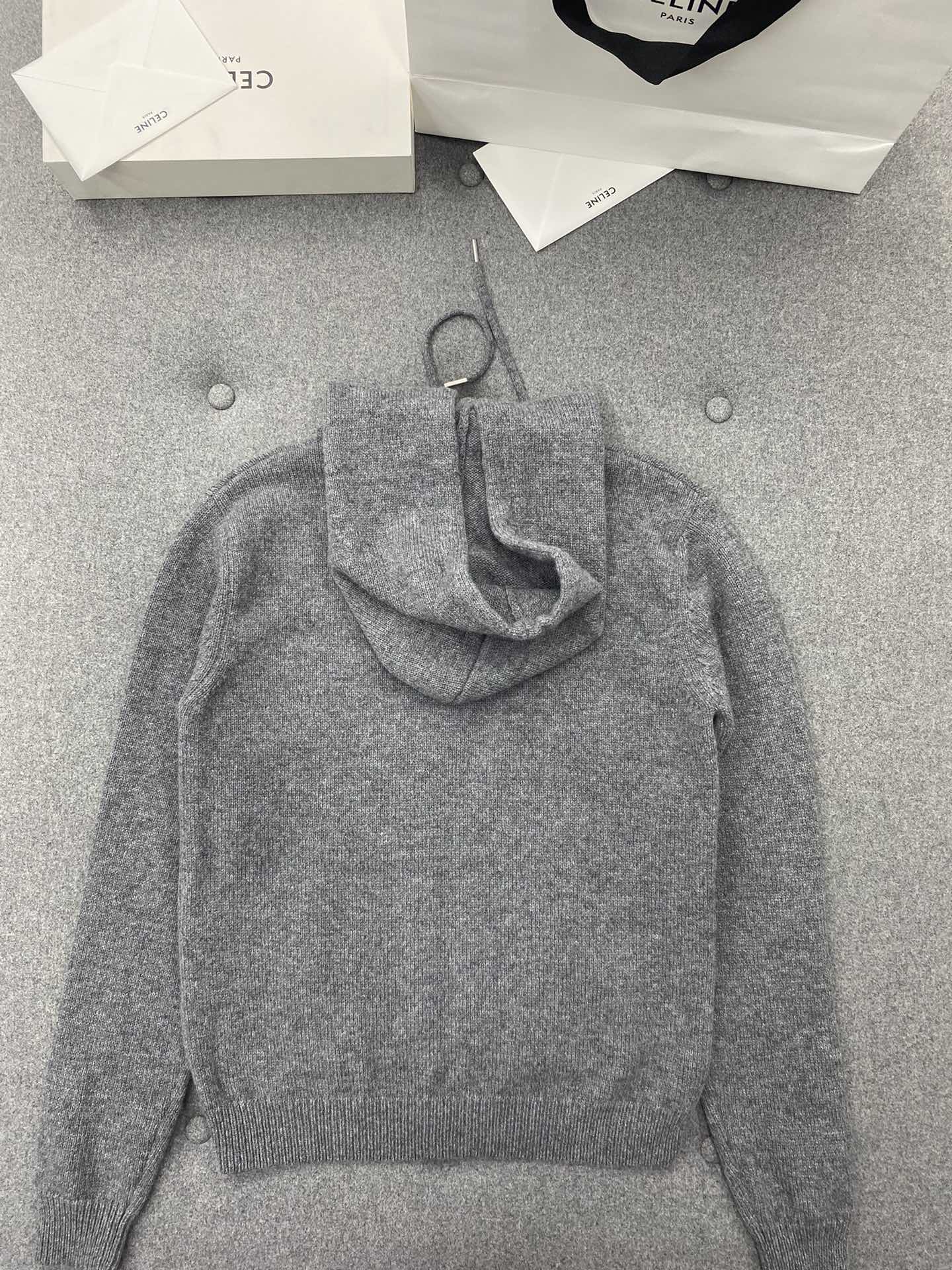 Celine 𝗧𝗥𝗜𝗢𝗠𝗣𝗛𝗘 Wool and cashmere hooded jacket