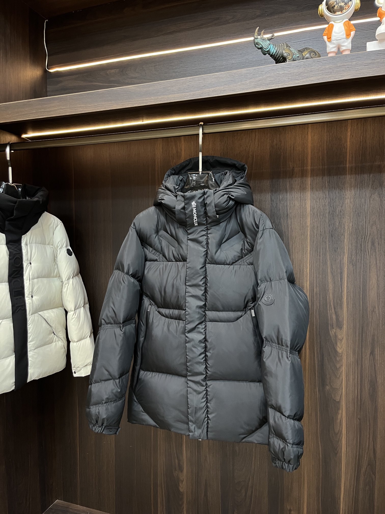 Moncler 2024 autumn and winter new style ????Moncler new hooded down jacket