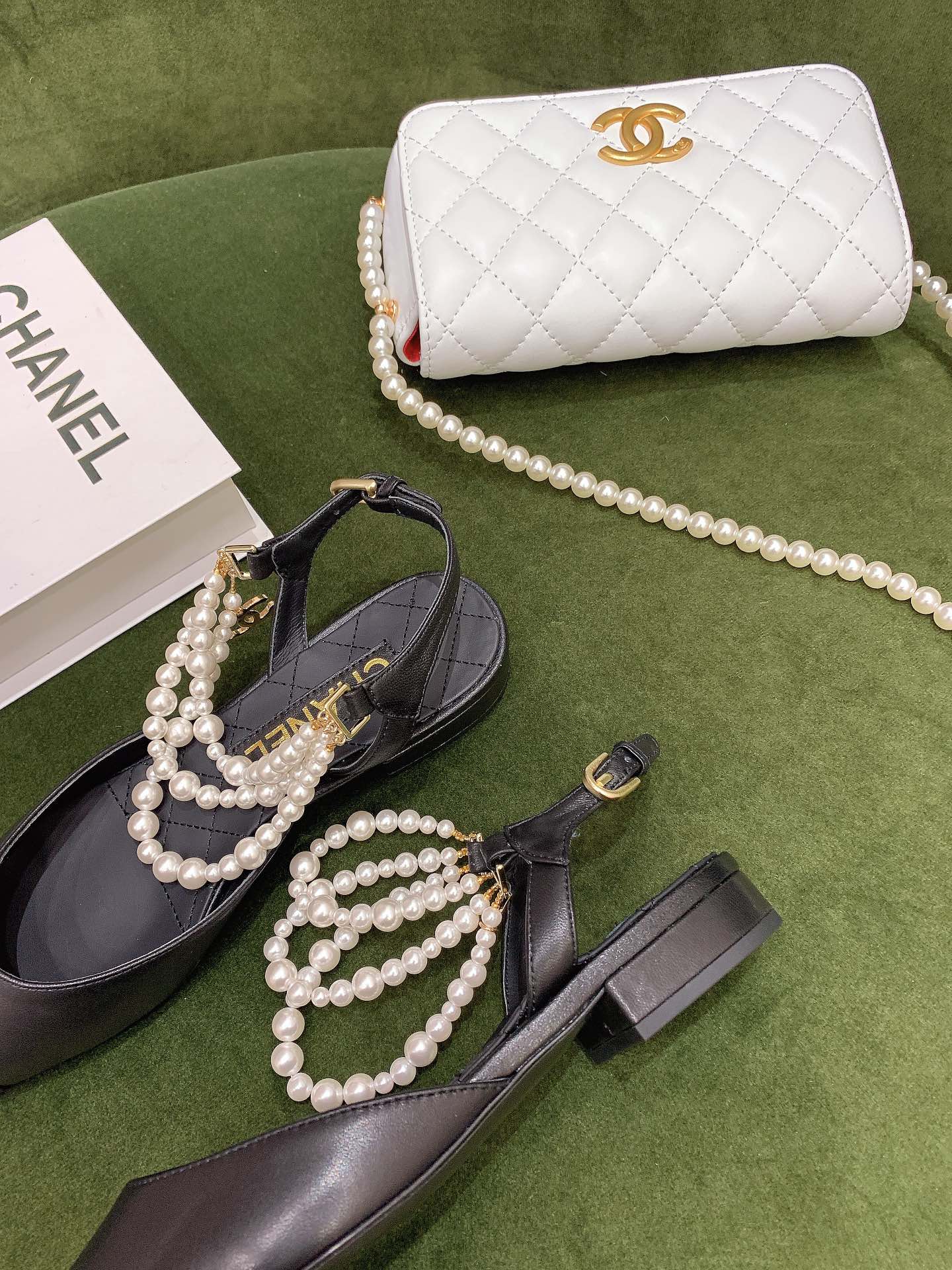 CHANEL Chanel counter latest pearl sandals