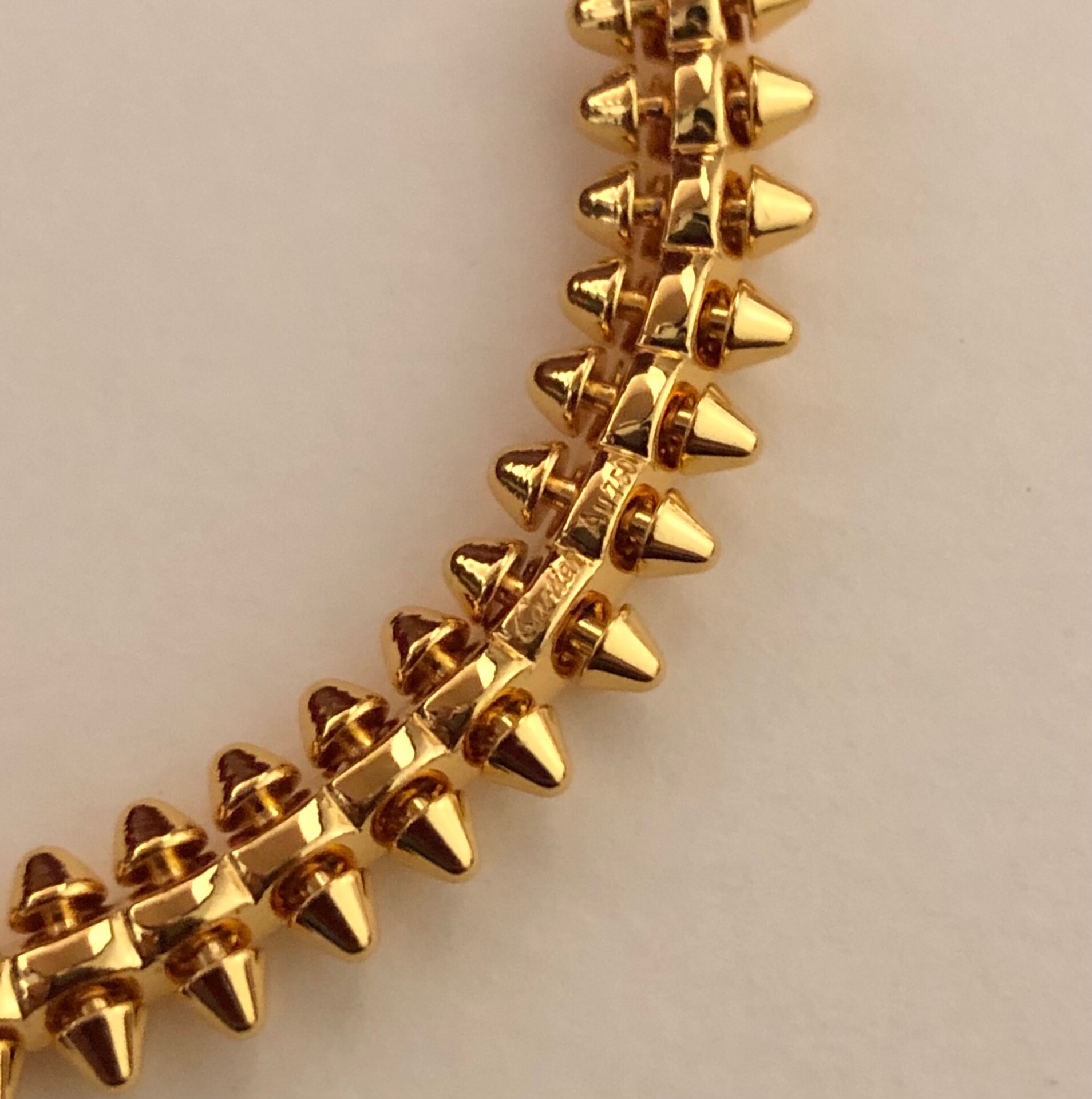 Cartier necklace ???? original material