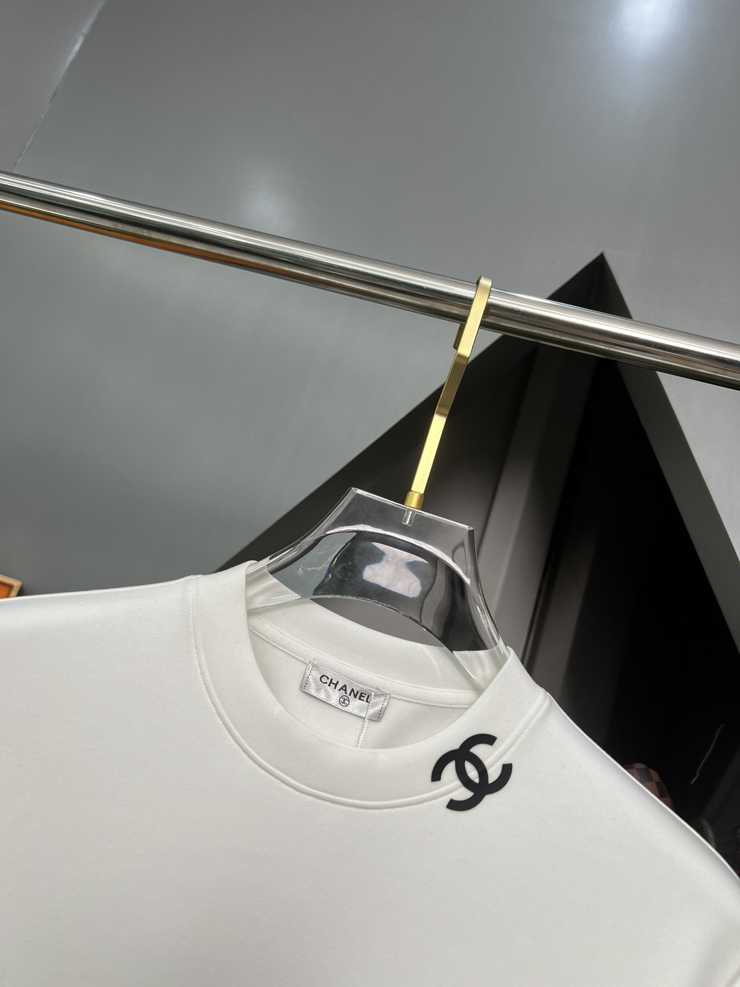 2024 Fall/Winter Chanel CHANEL Round Neck Printed Short Sleeve T-Shirt