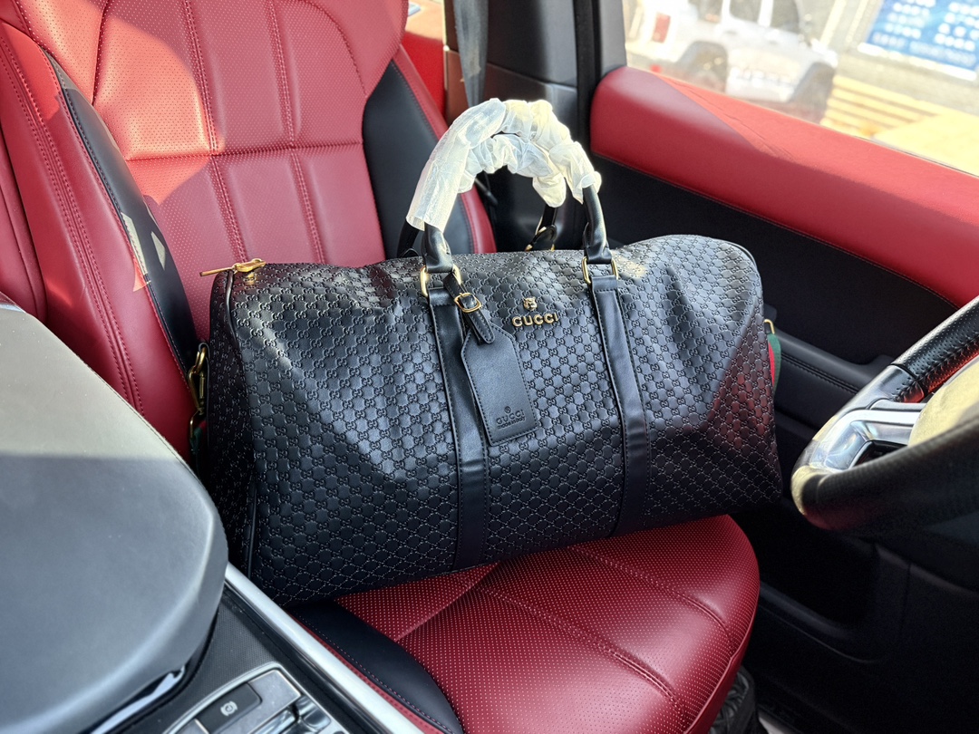 Gucci travel bag