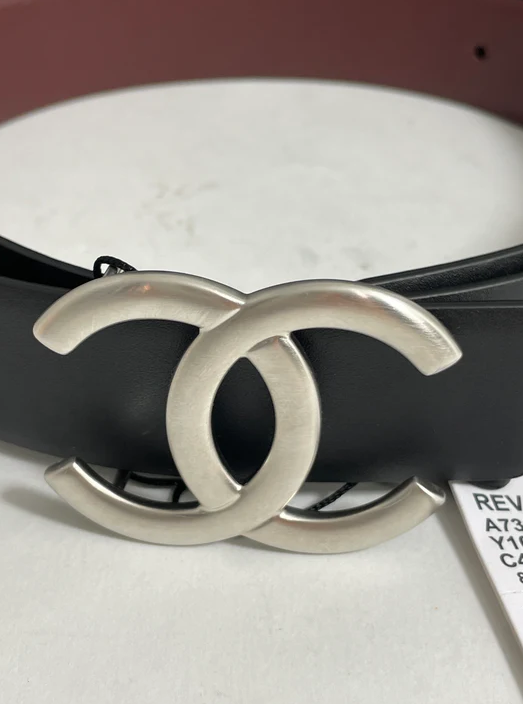 Chanel Black/Burgandy Reversible Leather Belt