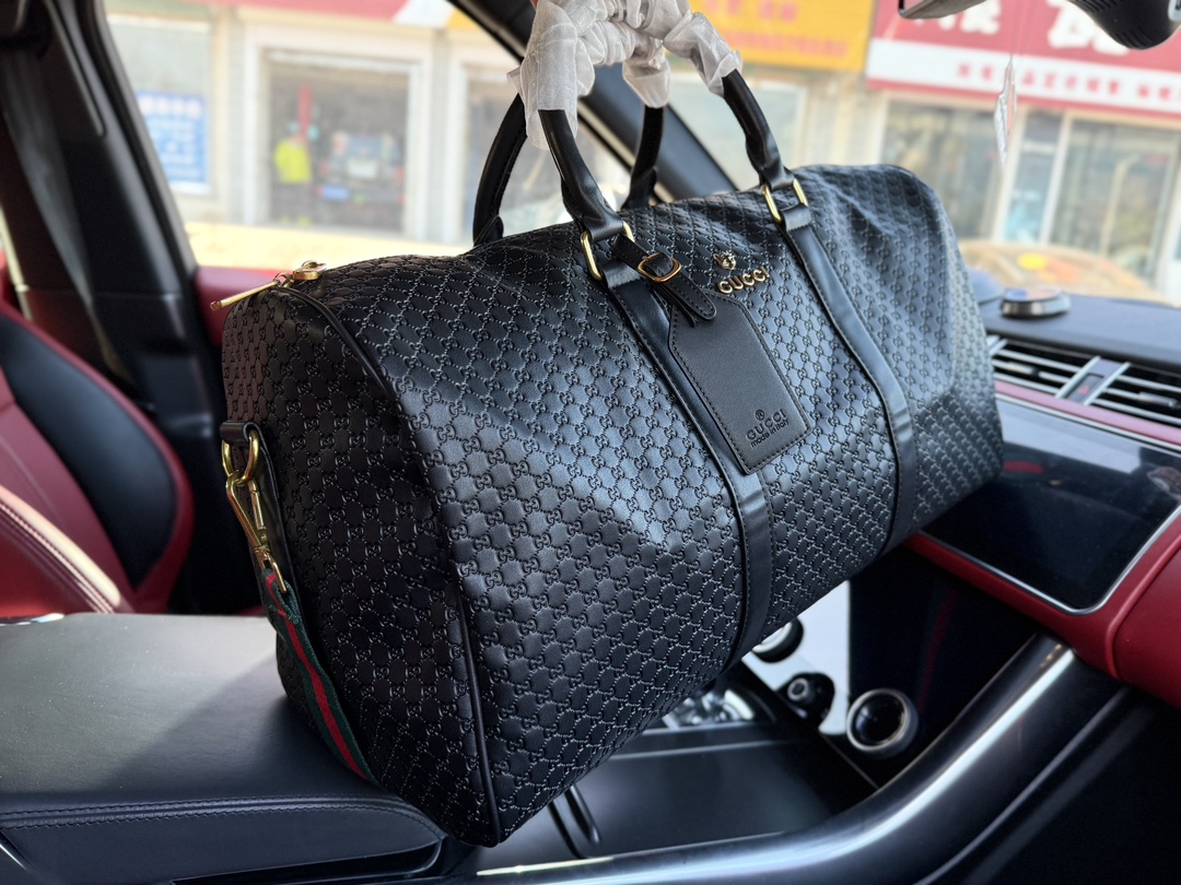 Gucci travel bag