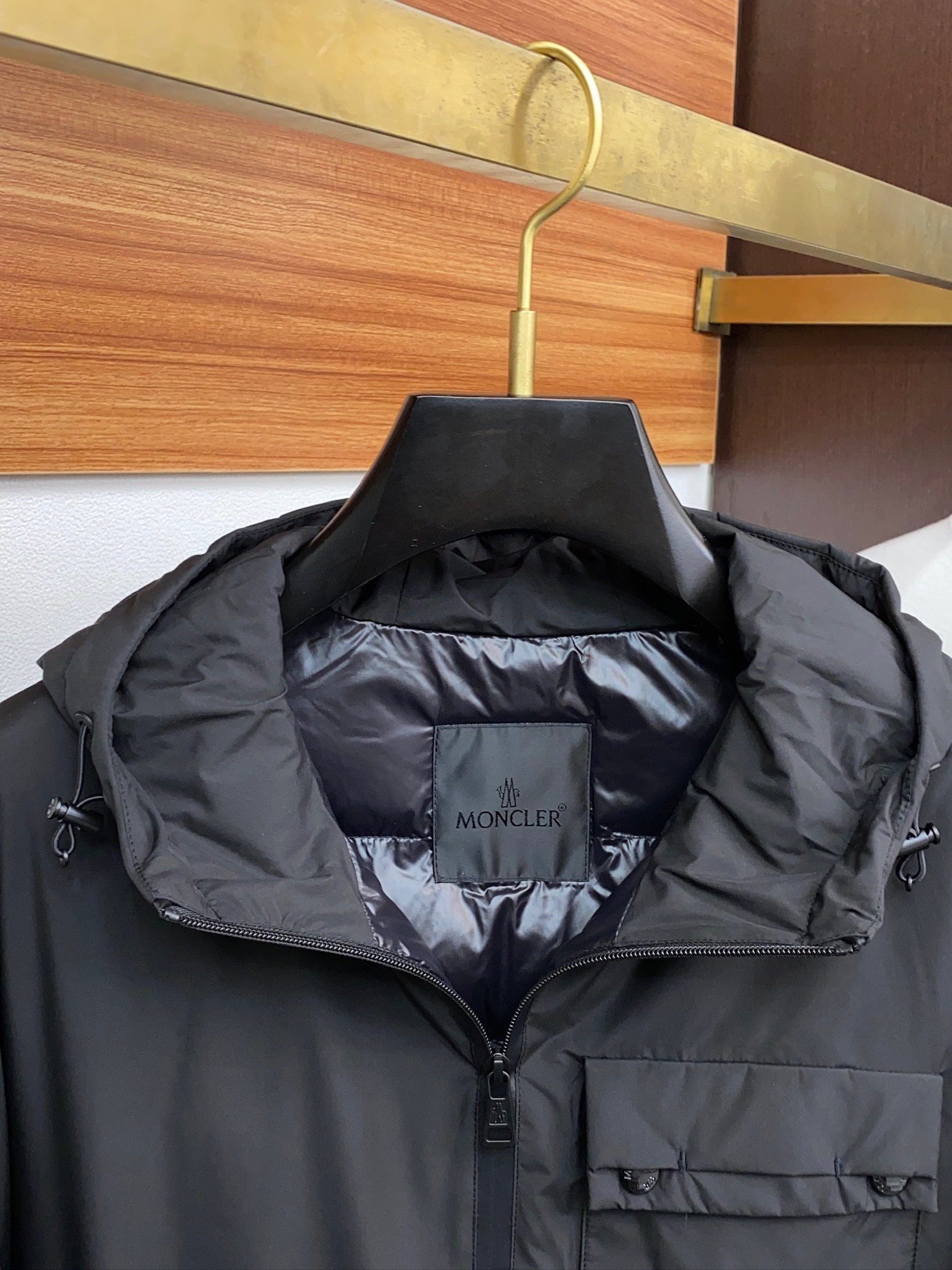 MONCLER 2024 Autumn and Winter GW Counter New Style