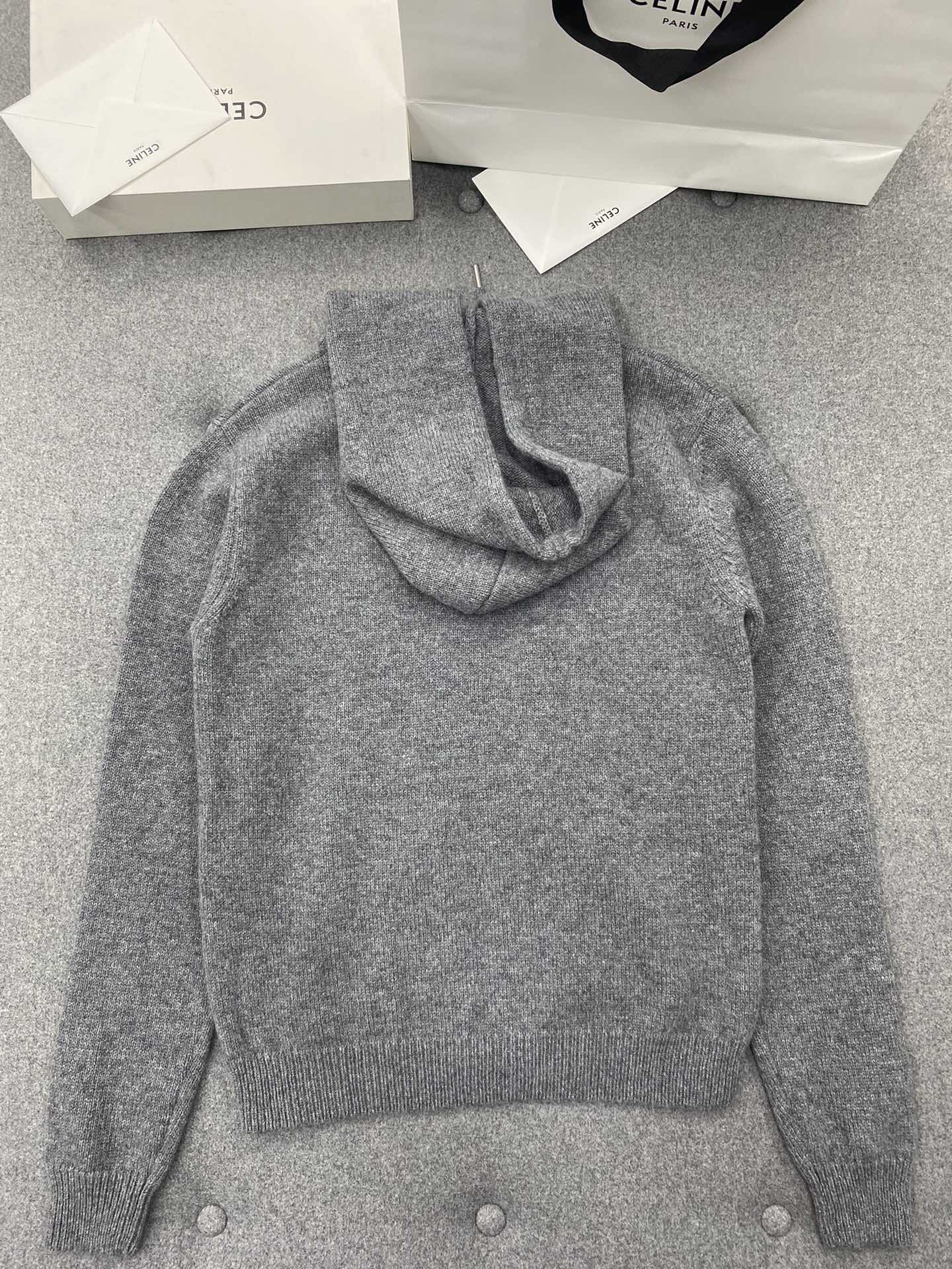 Celine 𝗧𝗥𝗜𝗢𝗠𝗣𝗛𝗘 Wool and cashmere hooded jacket