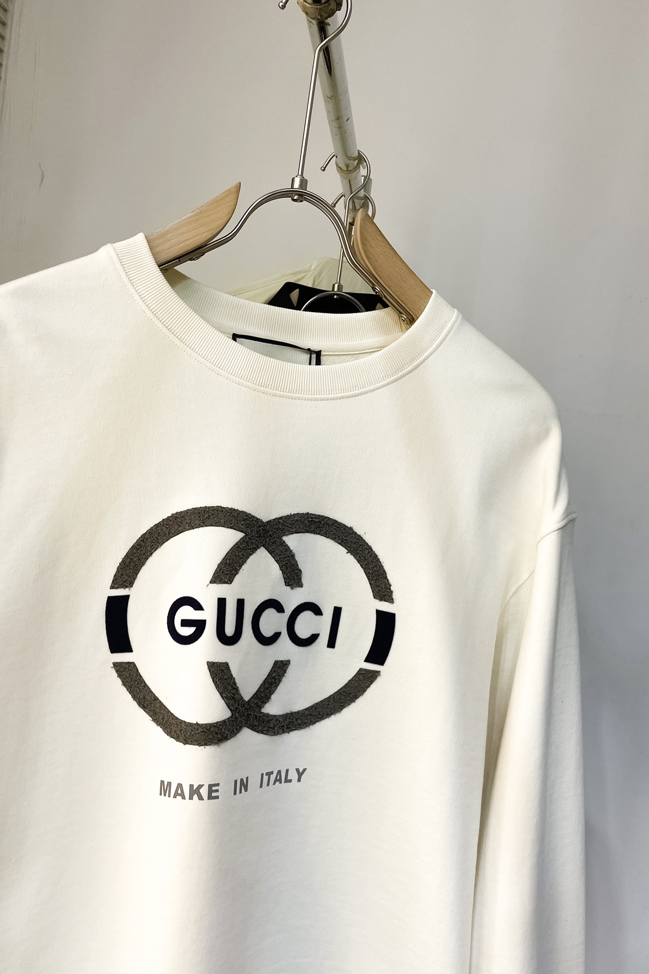 Gucci autumn and winter new round neck sweatshirt custom dyed thread
