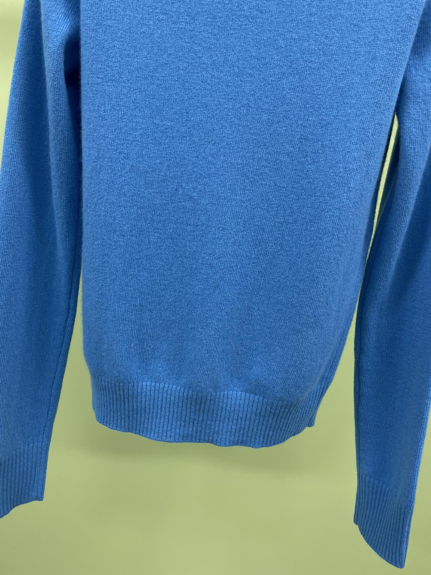 solid color knitted cardigan