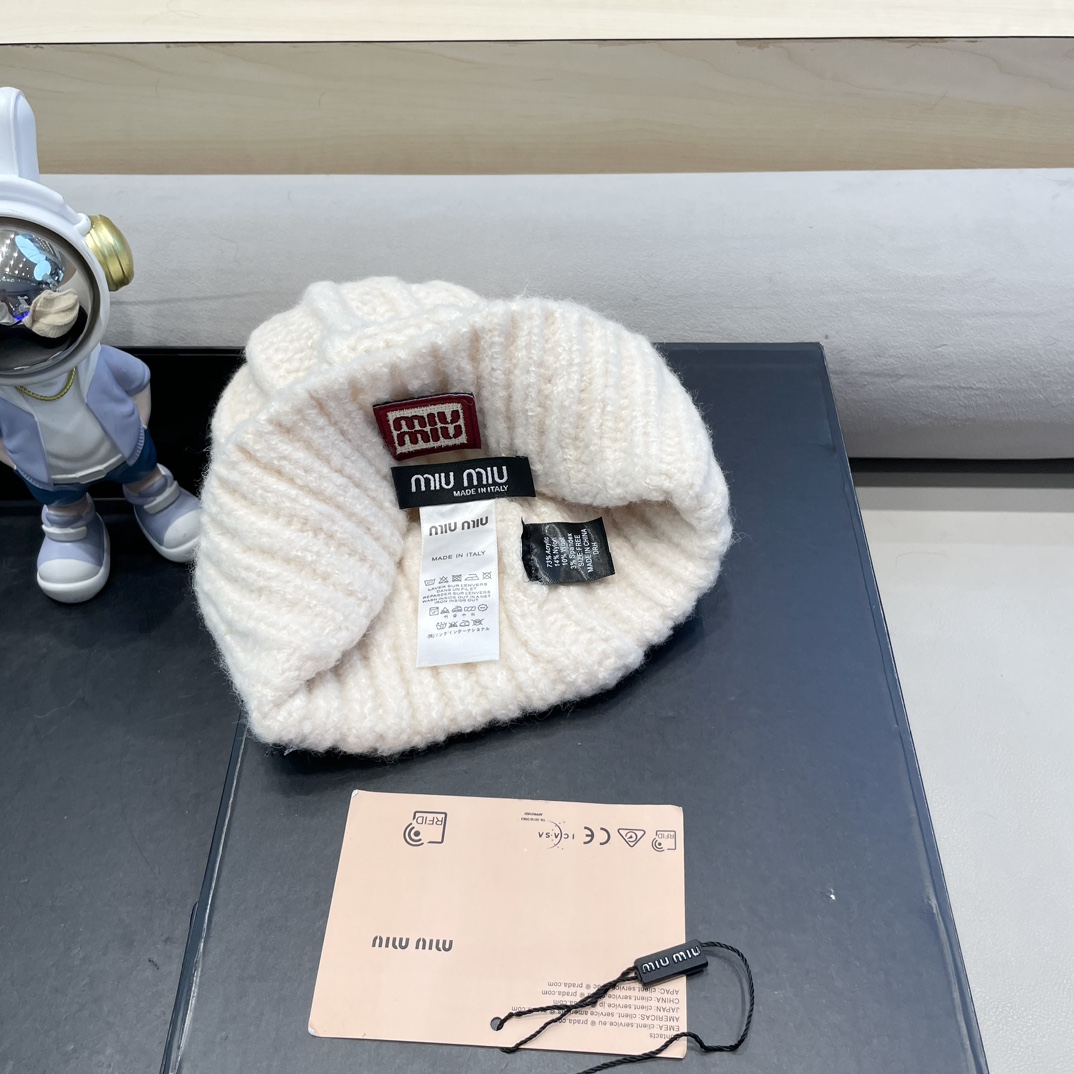 Miu Miu Miumiu small hat