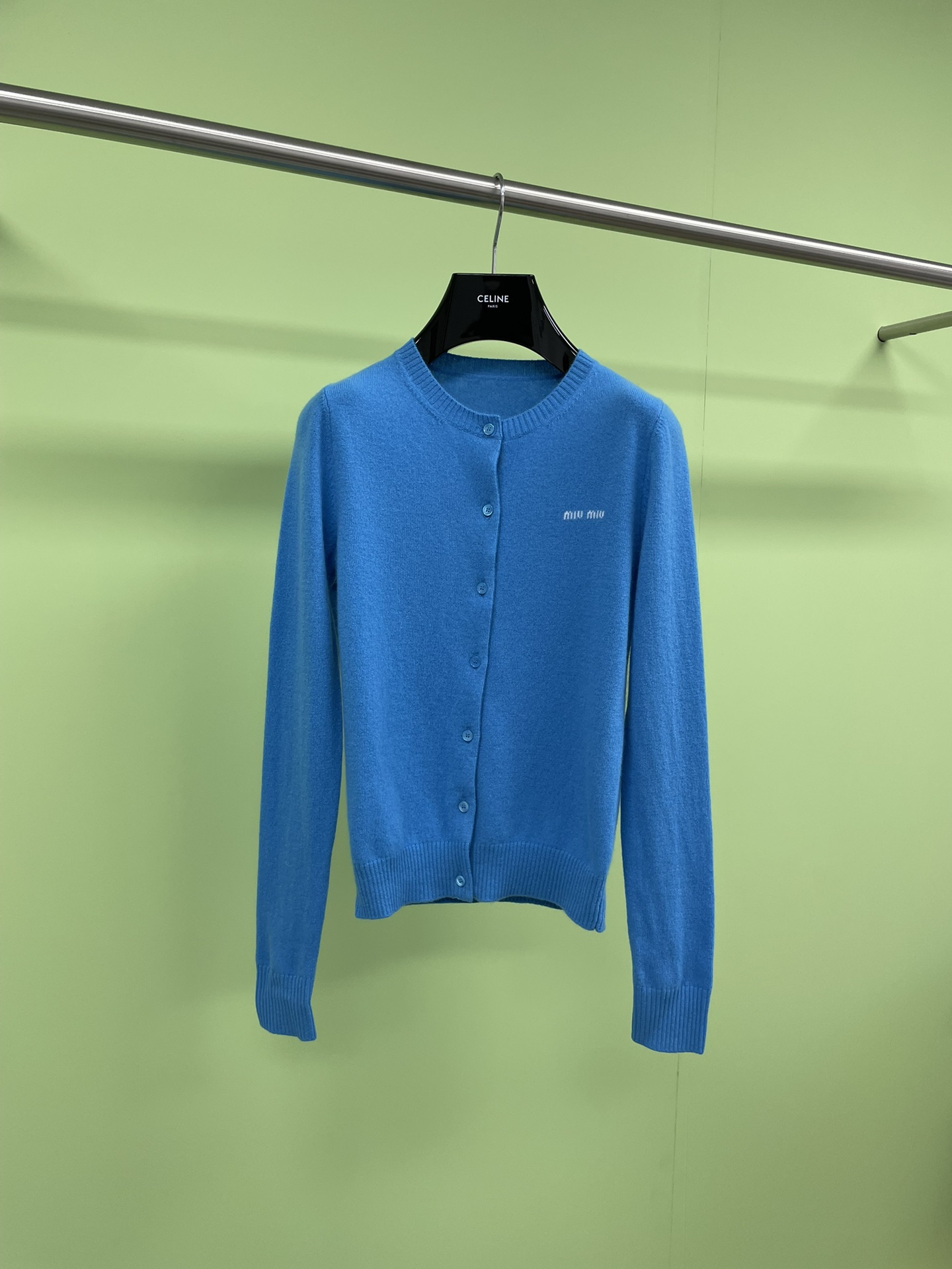 solid color knitted cardigan