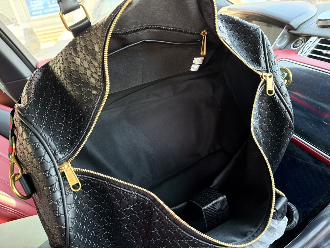 Gucci travel bag