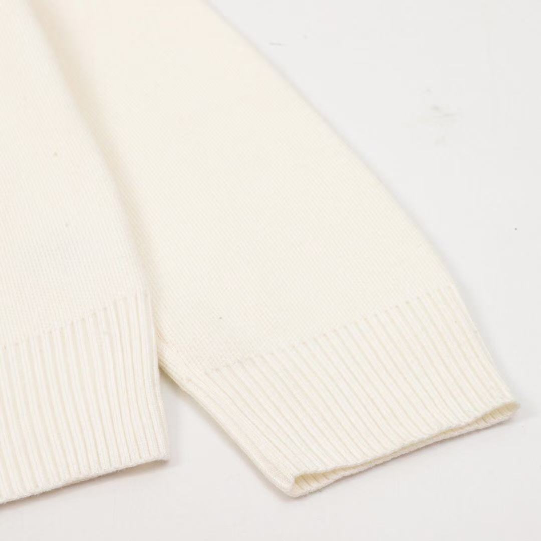 Hermès embroidered round collar sweater