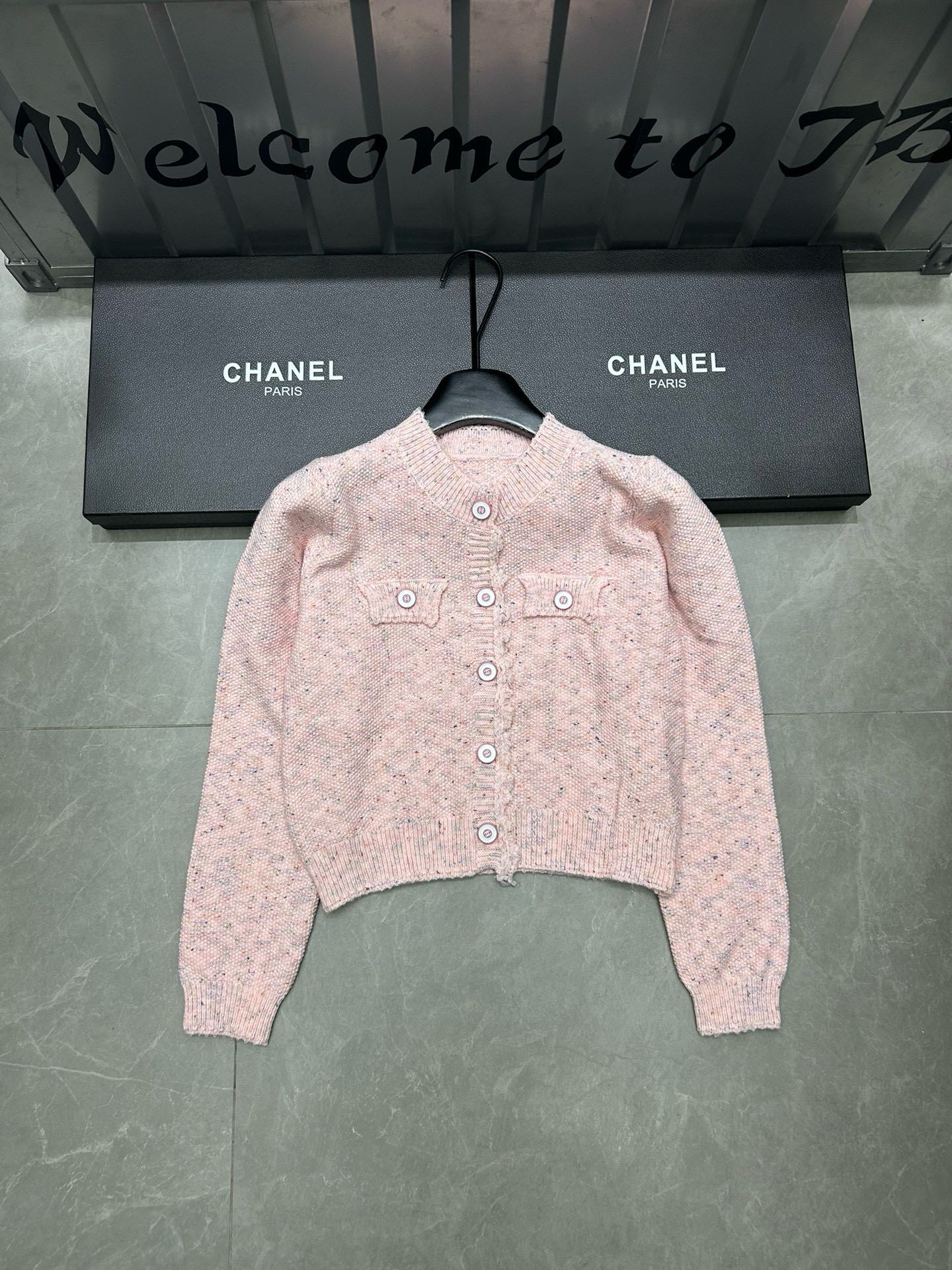 Chanel Chanel Xiaoxiang custom double C button custom yarn round neck long sleeve button knitted sweater cardigan jacket